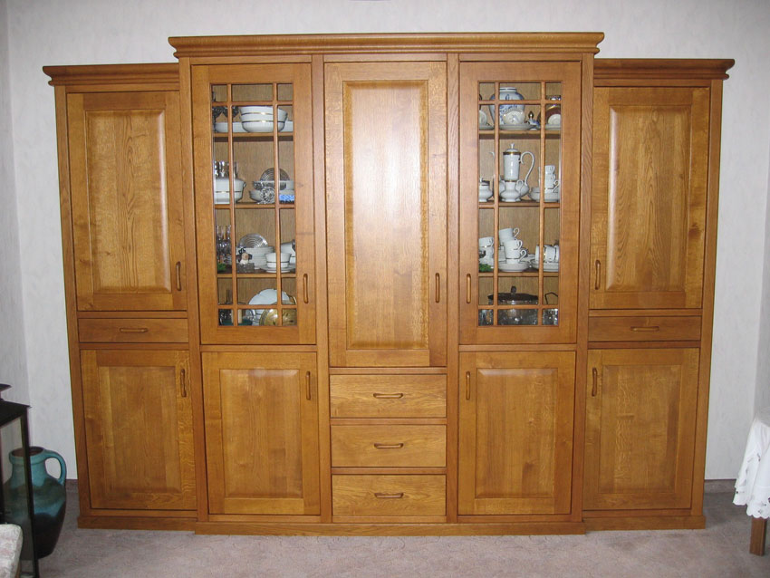 Schränke, Regale, TV-Fronten und sonstige Möbel von Tischlerei Breidenbach und Flocke