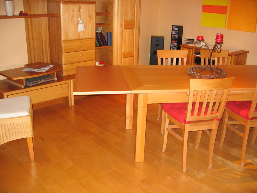 Angefertigter Tisch von Tischlerei Breidenbach und Flocke