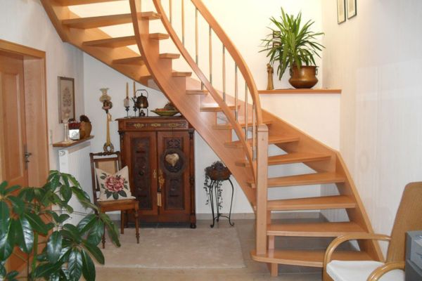 treppen-treppenbau-marsberg-leistung-der-tischlerei-breidenbach-flocke Treppen bzw. Treppenbau für die Region Marsberg und Umgebung