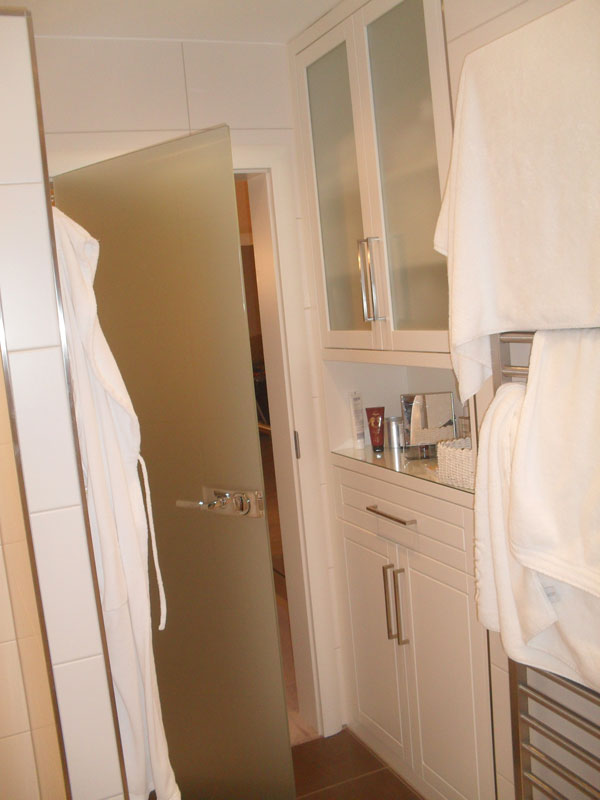 Badmöbel - individuell gefertigt durch die Tischlerei Breidenbach & Flocke aus Marsberg-Meerhof