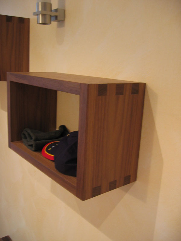 Individuell gefertigte Garderobe der Tischlerei Breidenbach und Flocke aus Marsberg - Meerhof