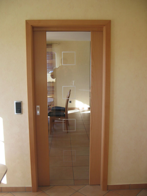 Individuell gefertigte Zimmertür der Tischlerei Breidenbach und Flocke aus Marsberg-Meerhof