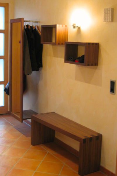 Garderoben nach Maß - für private Kunden - Als Leistung der Tischlerei Breidenbach und Flocke in der Region Marsberg