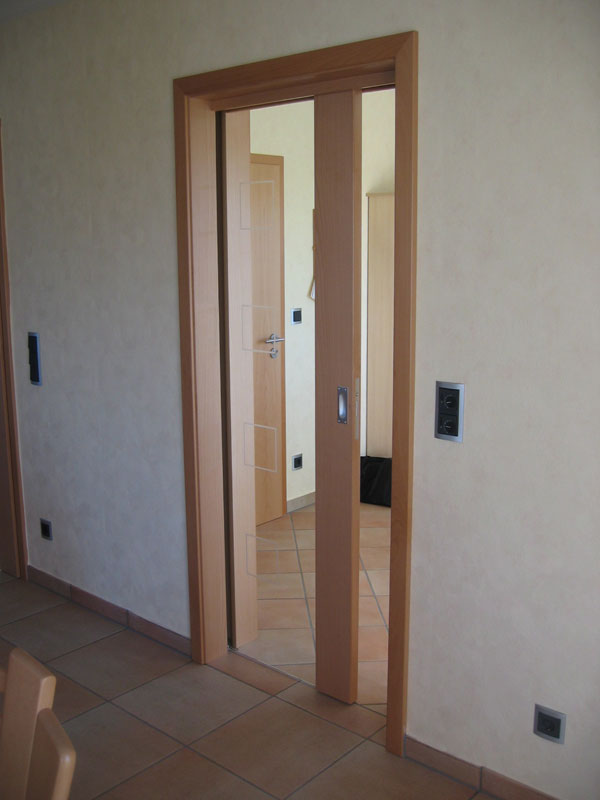 Individuell gefertigte Zimmertür der Tischlerei Breidenbach und Flocke aus Marsberg-Meerhof